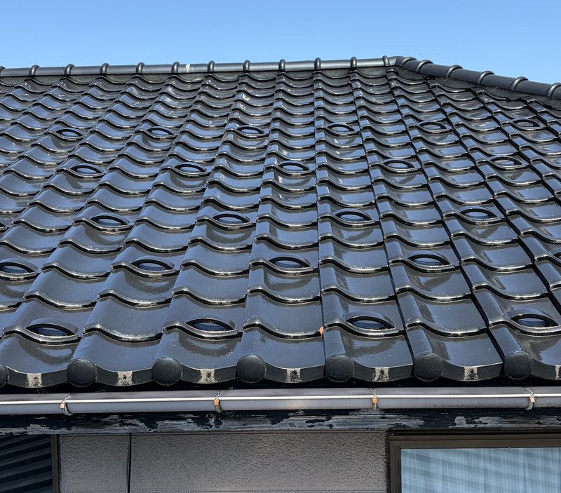 2階の瓦屋根